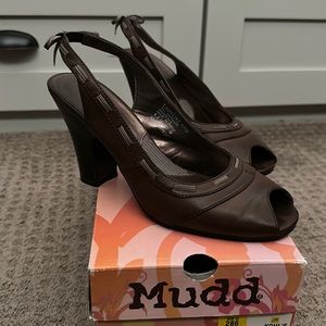 Mudd brand, Ladylike style heels